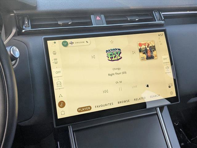 Used 2025 Land Rover Range Rover Velar Dynamic SE image 12