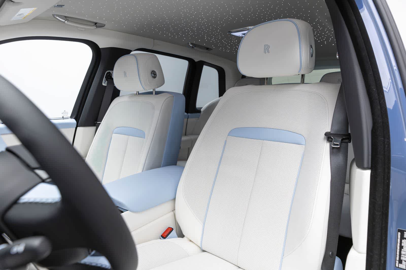 New 2027 Rolls-Royce Cullinan AWD/4WD image 21
