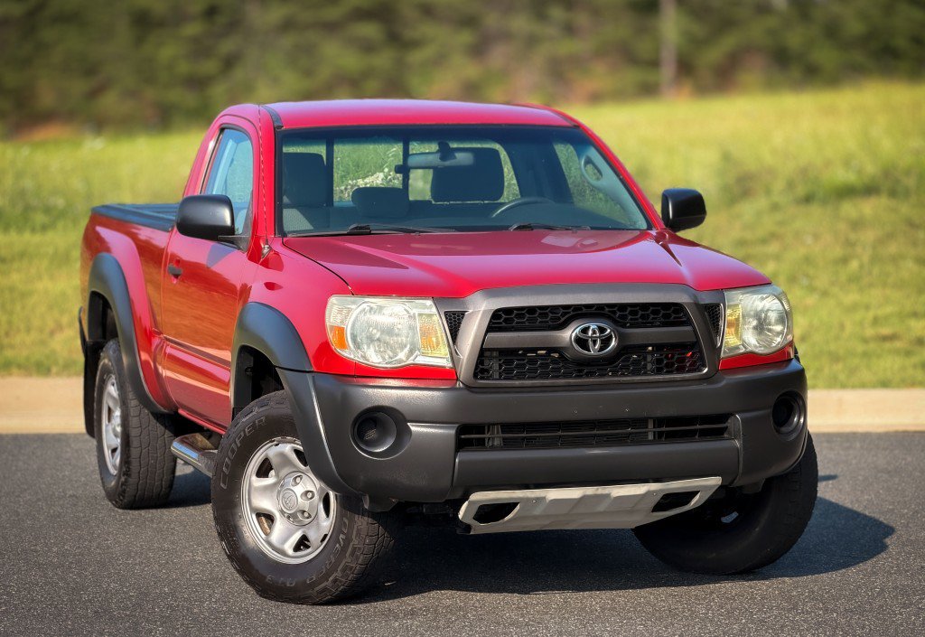 Used 2011 Toyota Tacoma 4x4 Regular Cab image 6