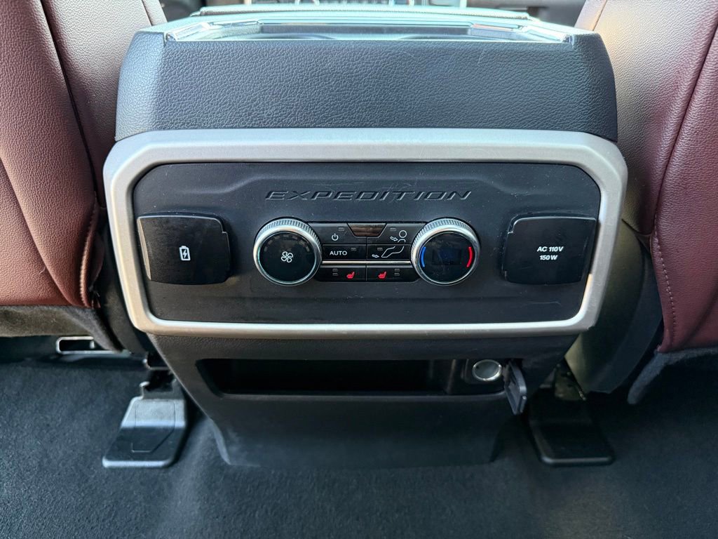 Used 2024 Ford Expedition Max Limited image 17