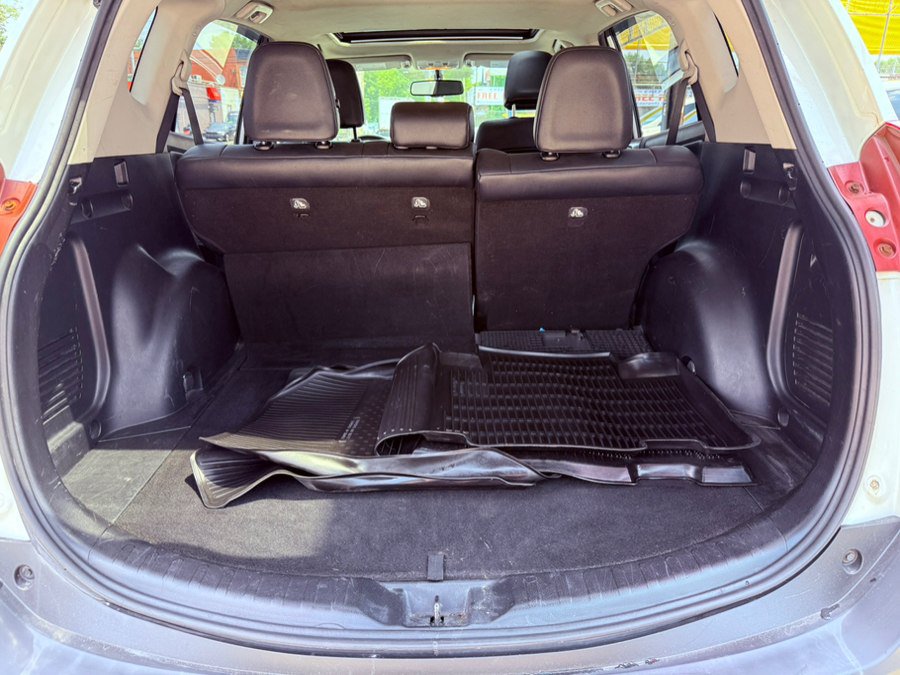 Used 2013 Toyota RAV4 Limited w/ Preferred Accessory Pkg AWD/4WD image 19