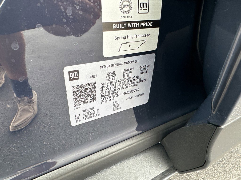 Used 2025 Cadillac XT5 Premium Luxury w/ LPO, Floor Liner Package FWD image 19
