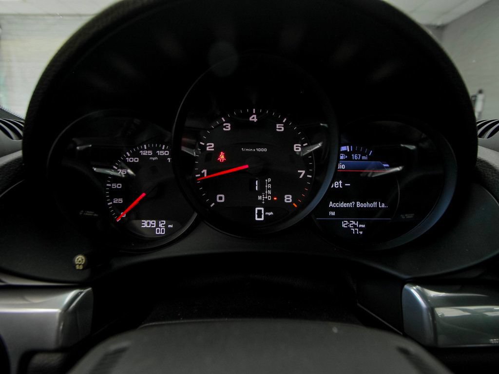 Used 2018 Porsche 718 Cayman RWD image 20