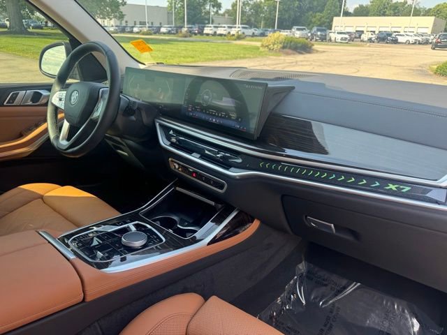 Certified 2024 BMW X7 xDrive40i w/ Climate Comfort Package image 26
