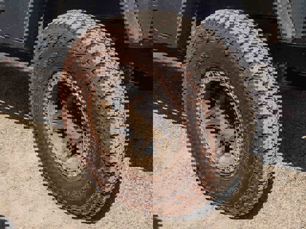 Certified 2017 Jeep Wrangler Unlimited Rubicon w/ Connectivity Group image 15