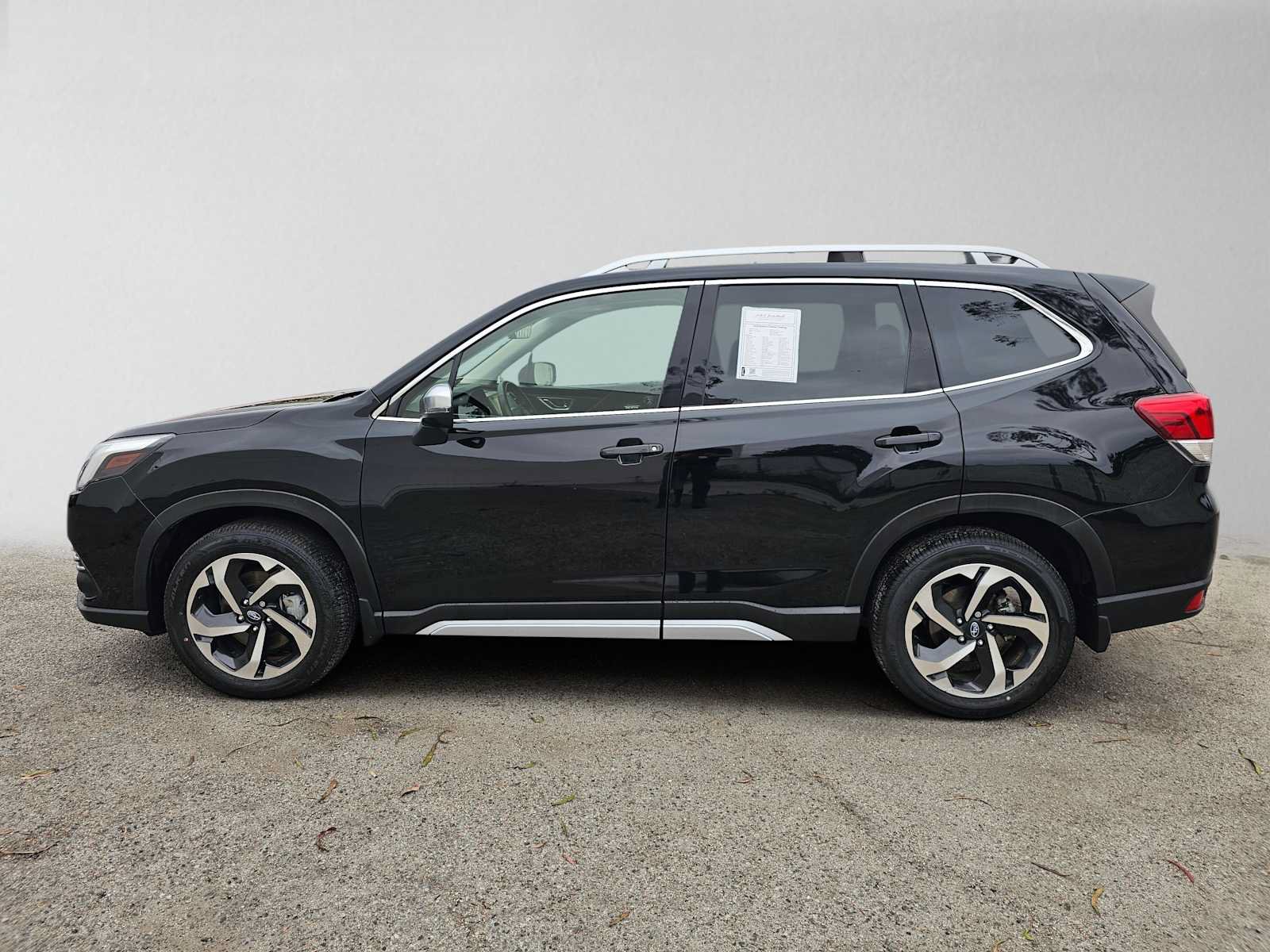 Used 2022 Subaru Forester Touring w/ Popular Package #2 AWD/4WD image 6