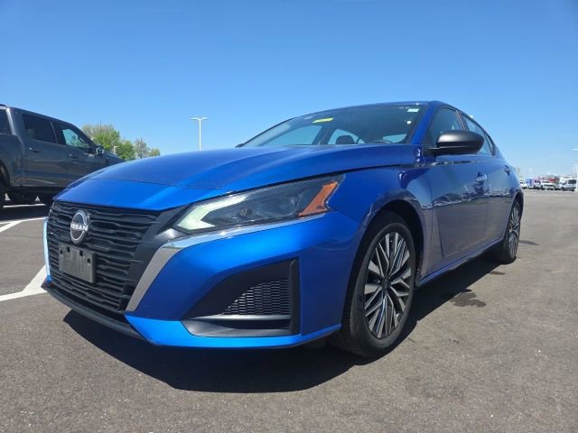 Used 2025 Nissan Altima 2.5 SV FWD video 2
