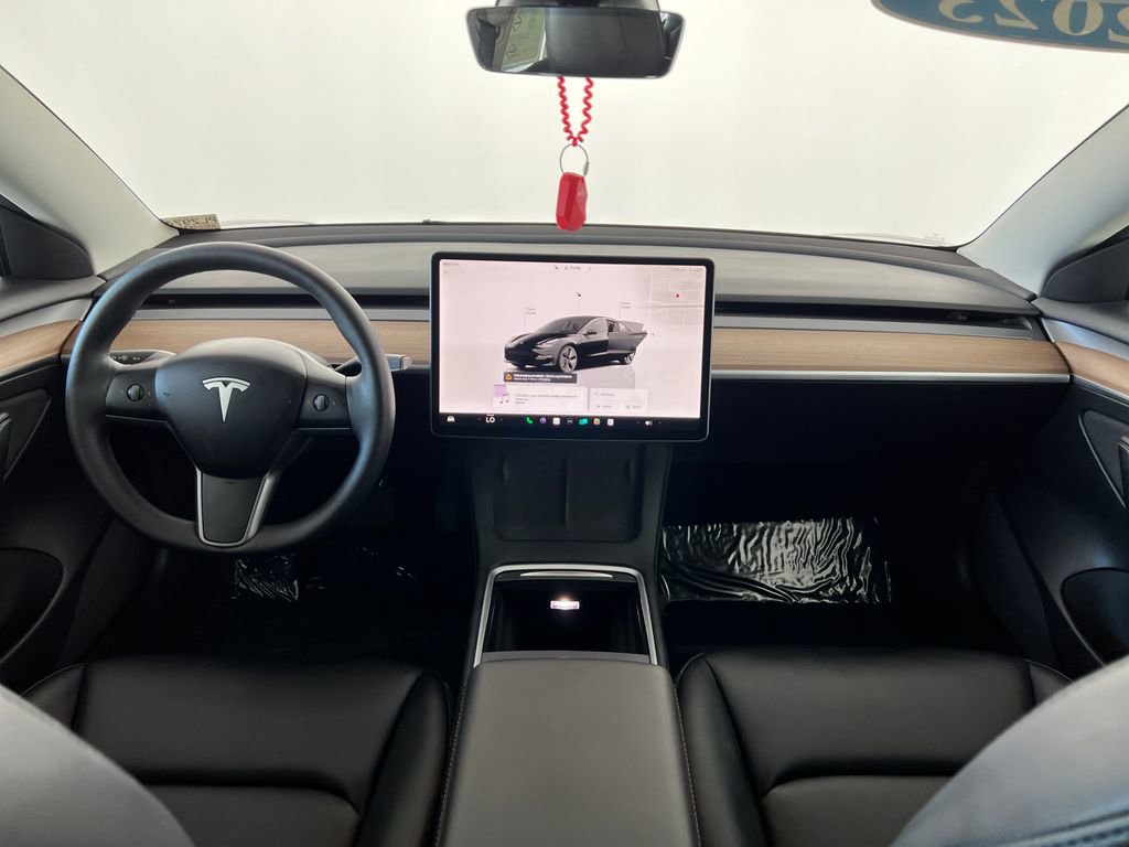 Used 2023 Tesla Model 3 Standard Range image 14