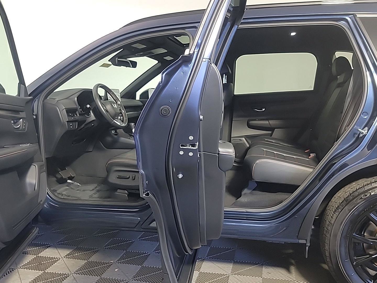 Certified 2024 Honda CR-V Sport-L image 15