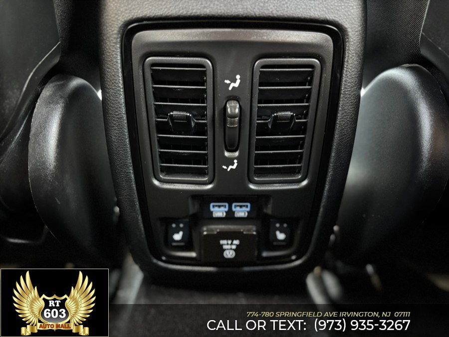 Used 2024 Dodge Durango GT AWD/4WD image 15