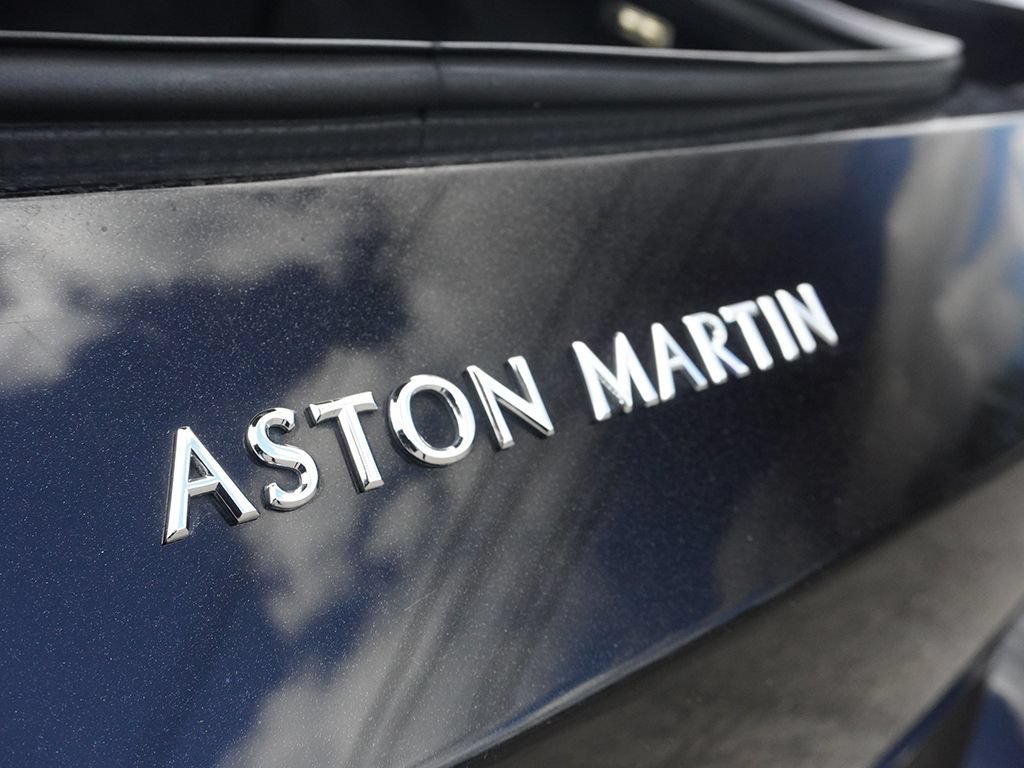 Used 2020 Aston Martin V8 Vantage Coupe RWD image 19