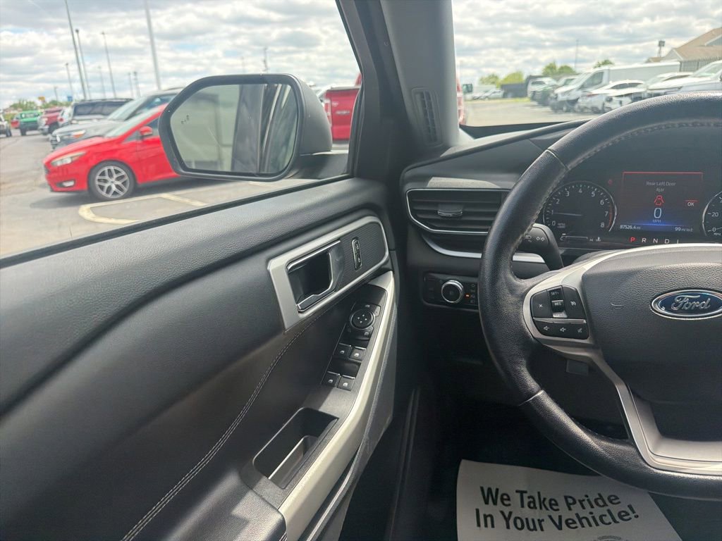 Used 2022 Ford Explorer XLT w/ Equipment Group 202A AWD/4WD image 15