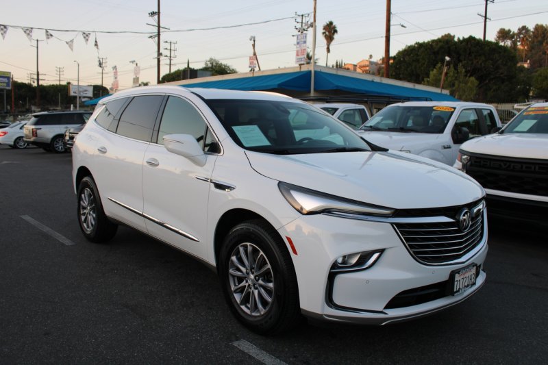 Used 2022 Buick Enclave Essence