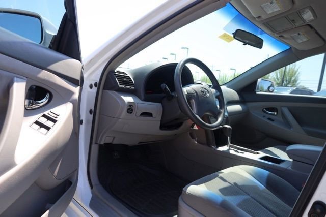 Used 2009 Toyota Camry LE image 16