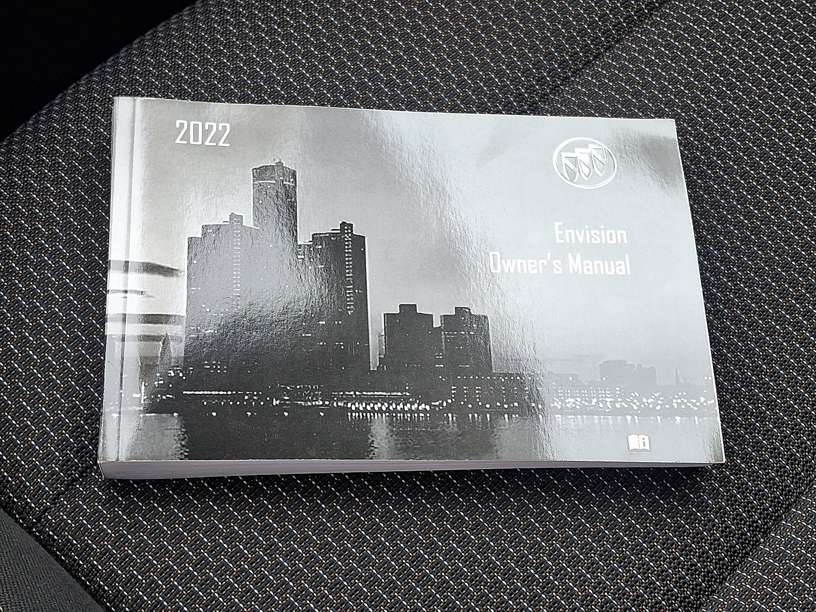 Used 2022 Buick Envision Preferred image 26