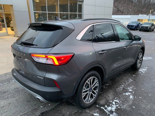 Used 2022 Ford Escape SEL w/ Technology Package image 2