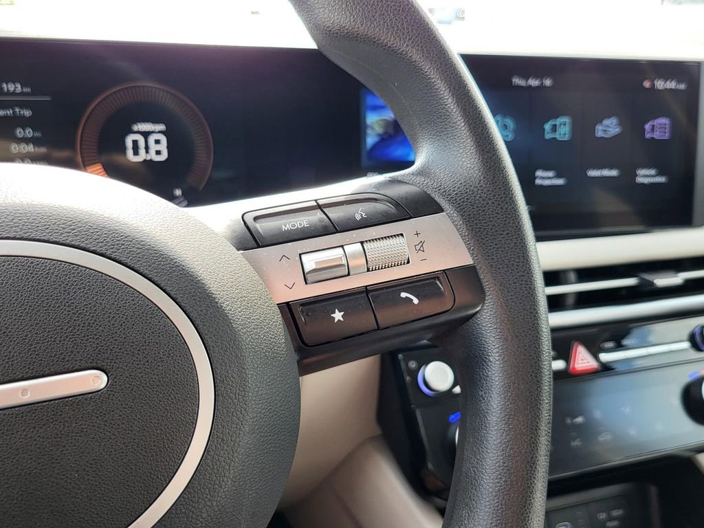 Used 2025 Hyundai Tucson SEL image 23