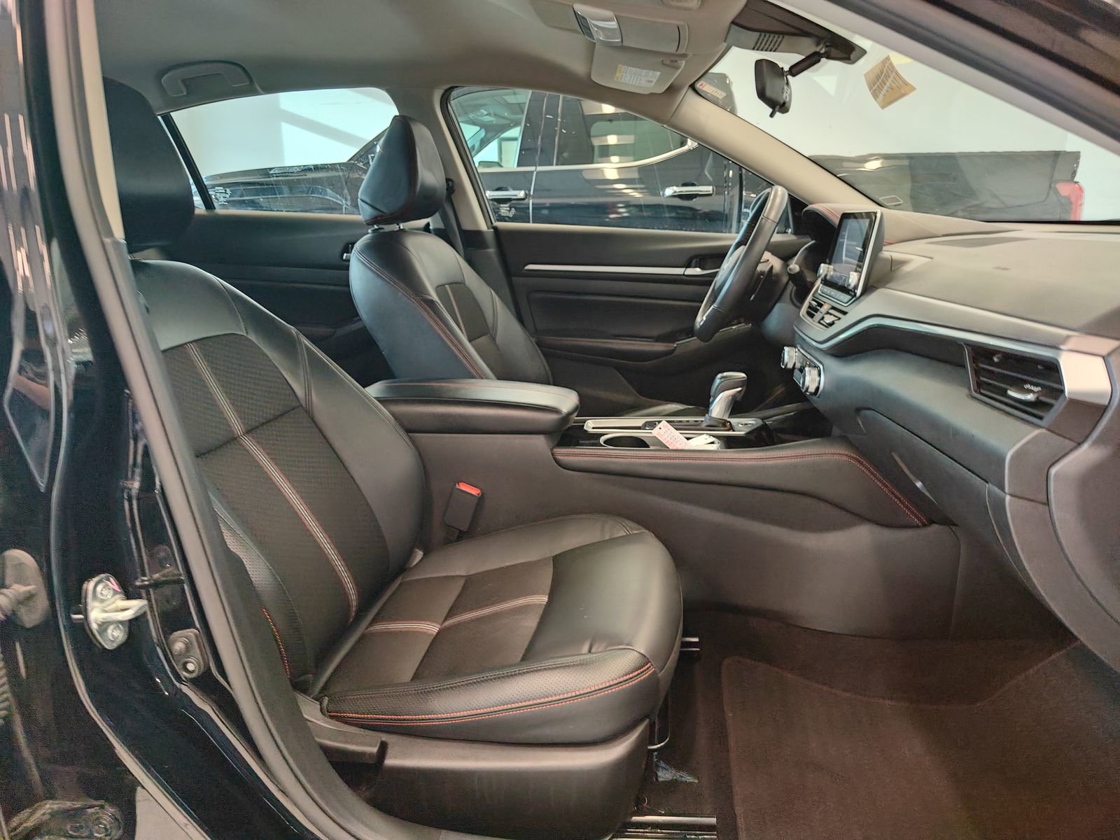 Used 2024 Nissan Altima 2.5 SR image 18