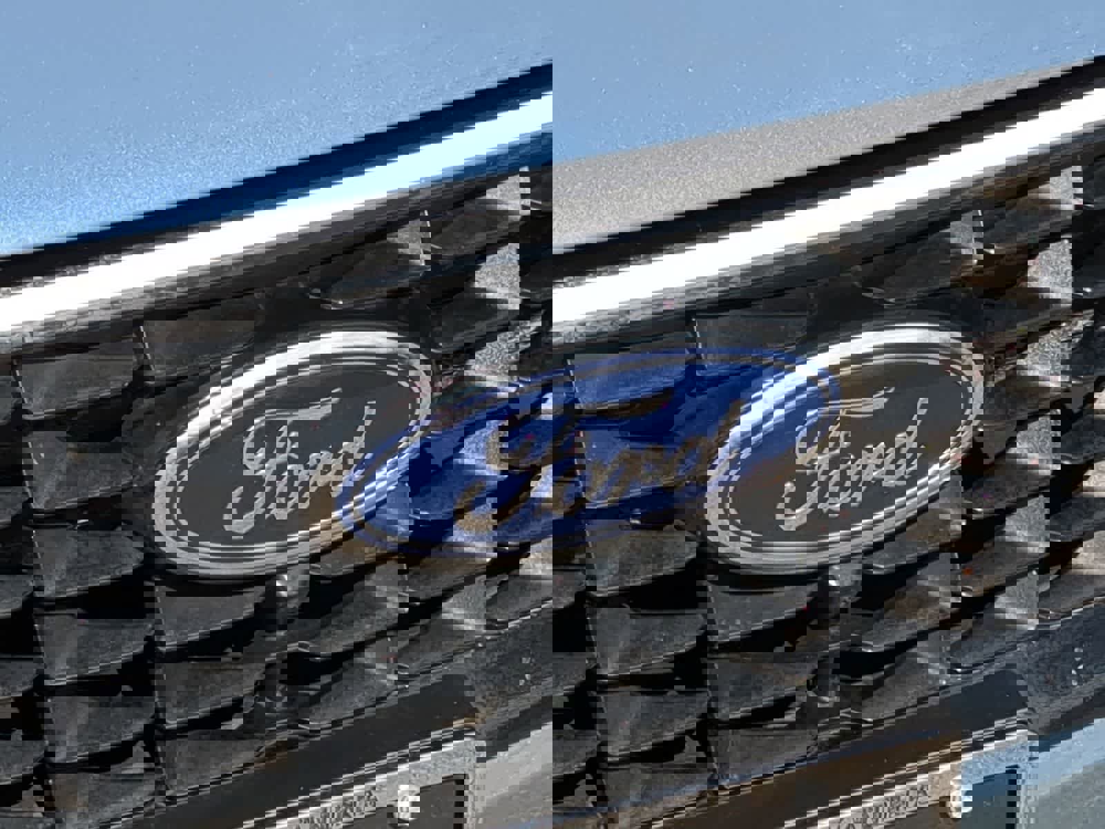 Used 2023 Ford Escape Platinum image 12