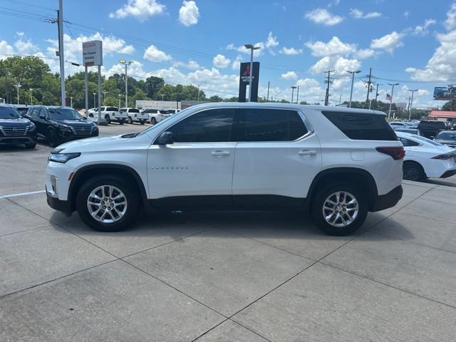 Used 2023 Chevrolet Traverse LS FWD image 4