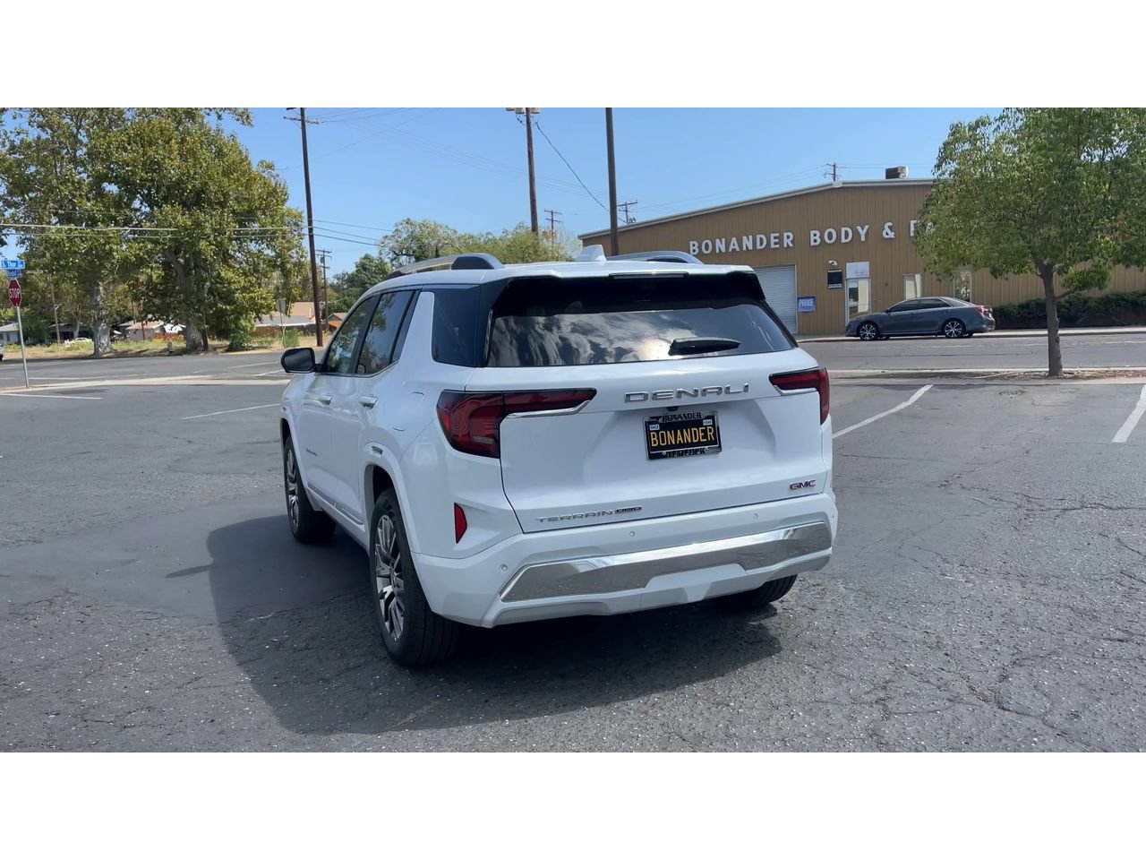 New 2027 GMC Terrain Denali AWD/4WD image 9