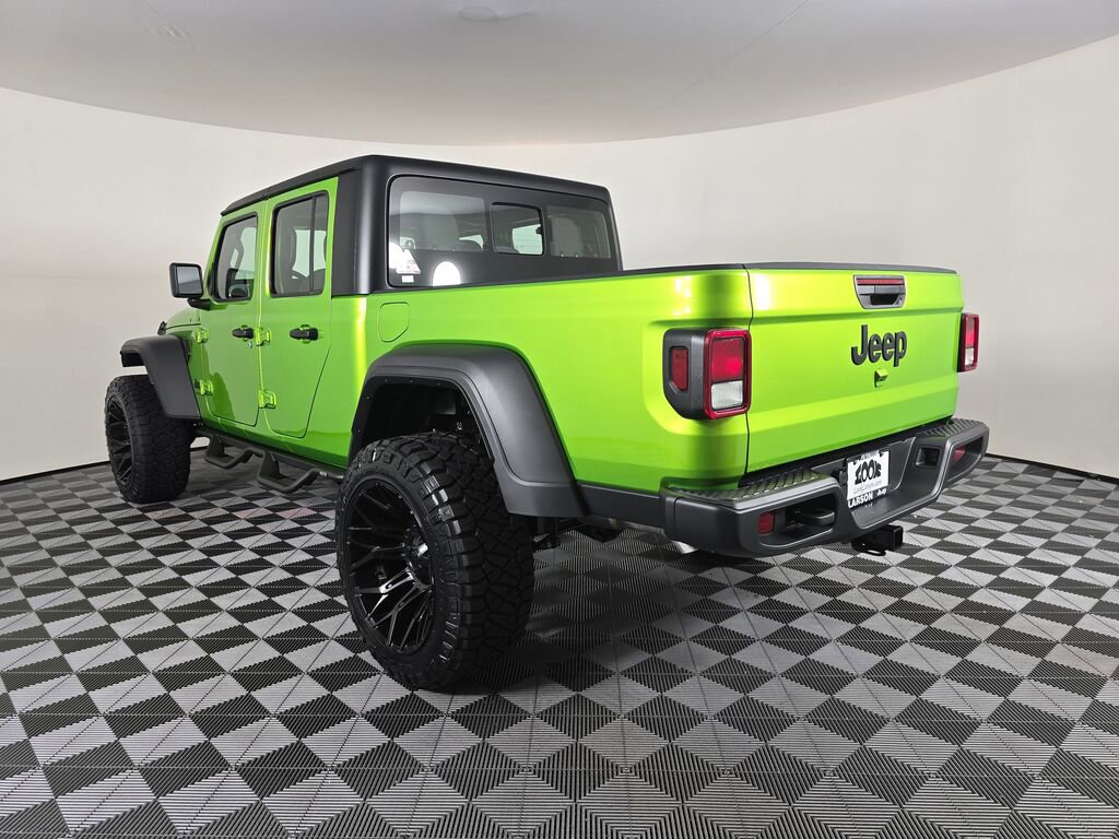 New 2025 Jeep Gladiator Sport image 7