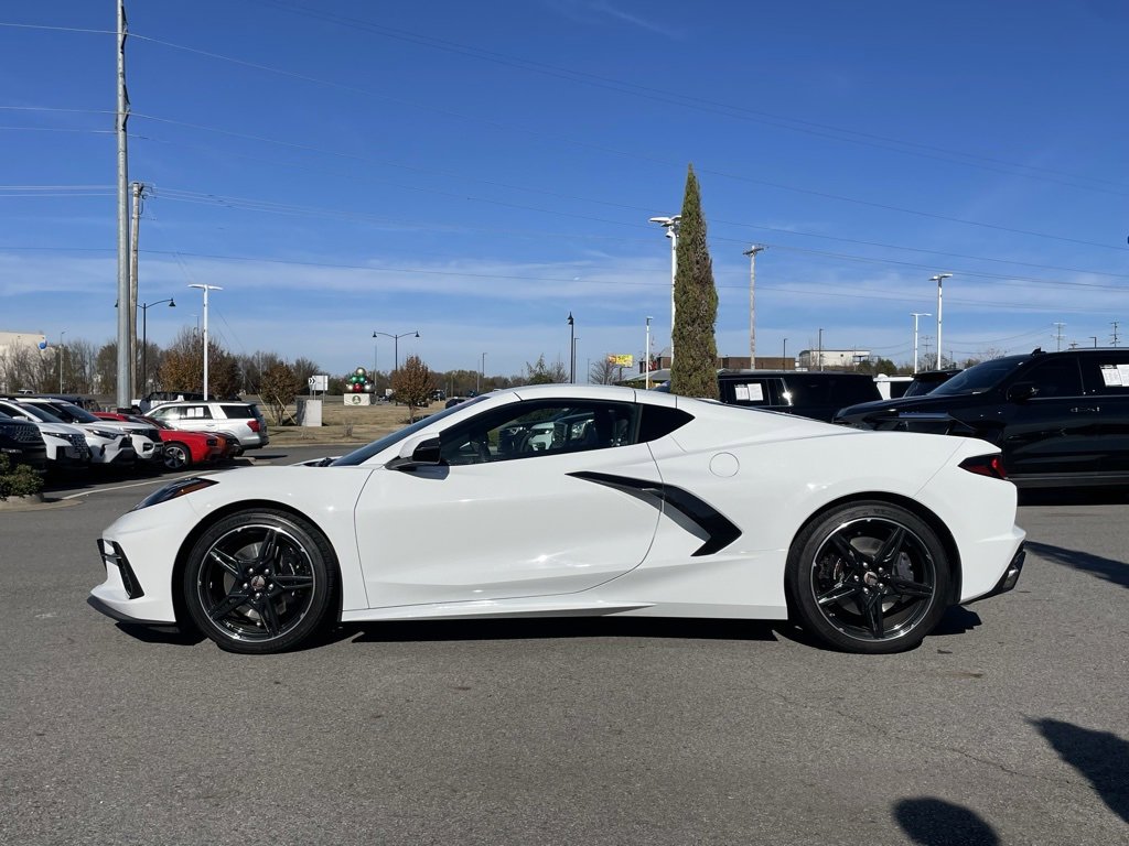 Used 2022 Chevrolet Corvette Stingray w/ Z51 Performance Package image 4