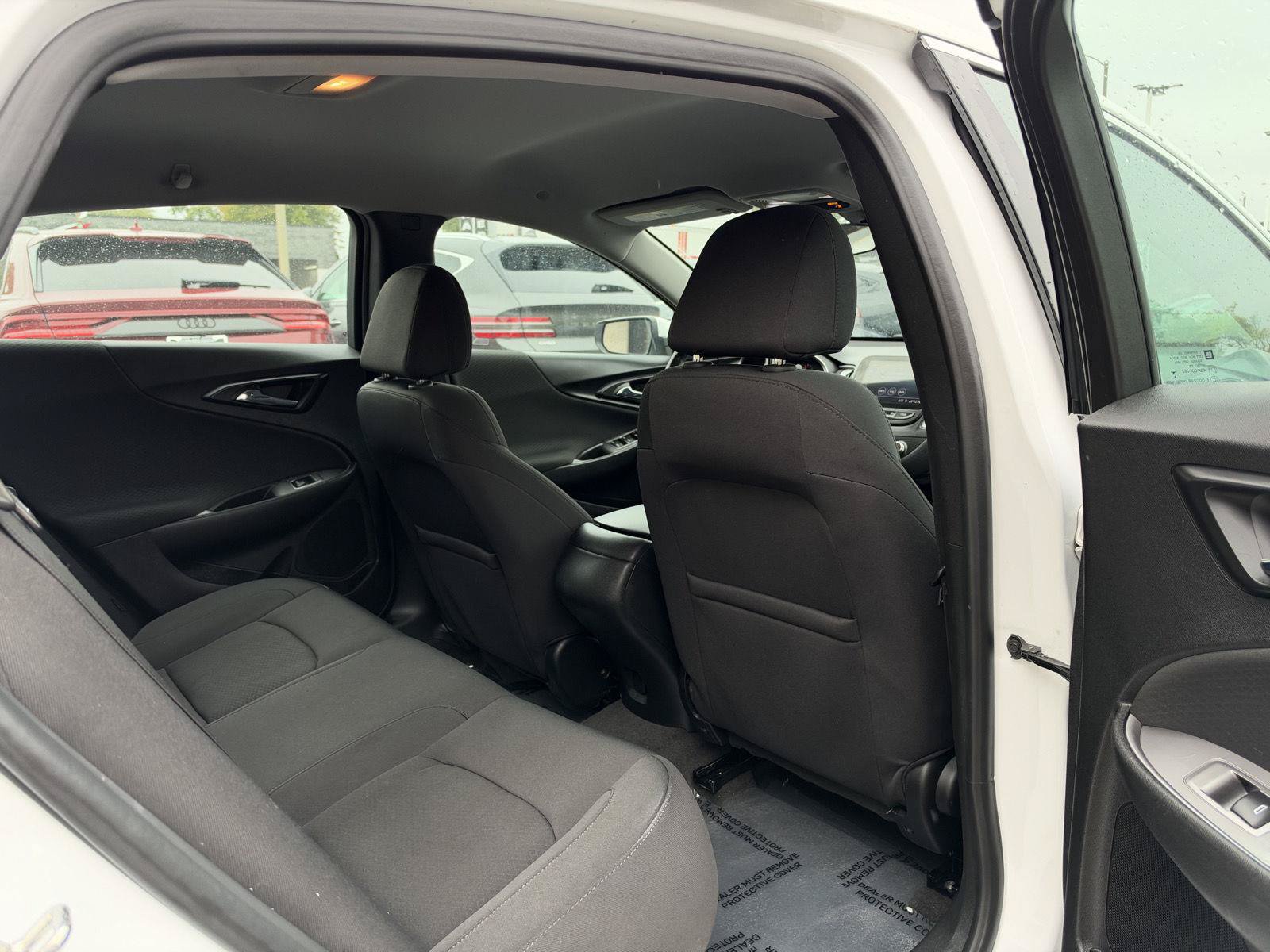 Used 2020 Chevrolet Malibu RS FWD image 31