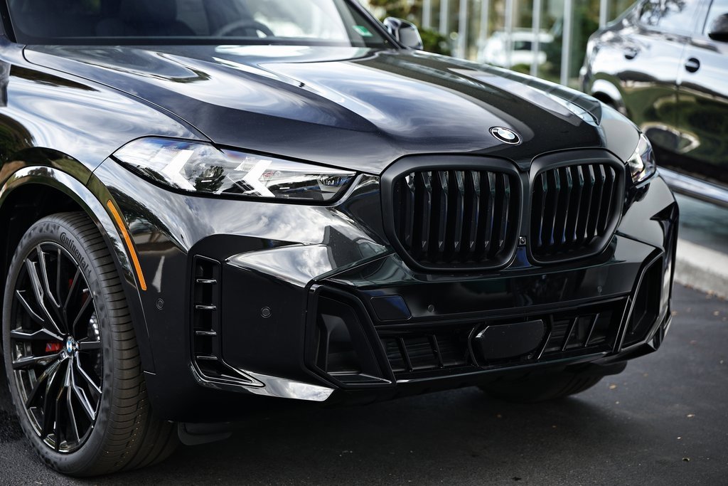 New 2026 BMW X5 xDrive40i w/ M Sport Package image 2