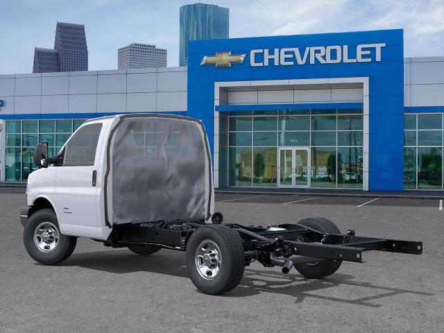 New 2025 Chevrolet Express 3500 Work Van 2D Chassis w/ Power Convenience Package image 3