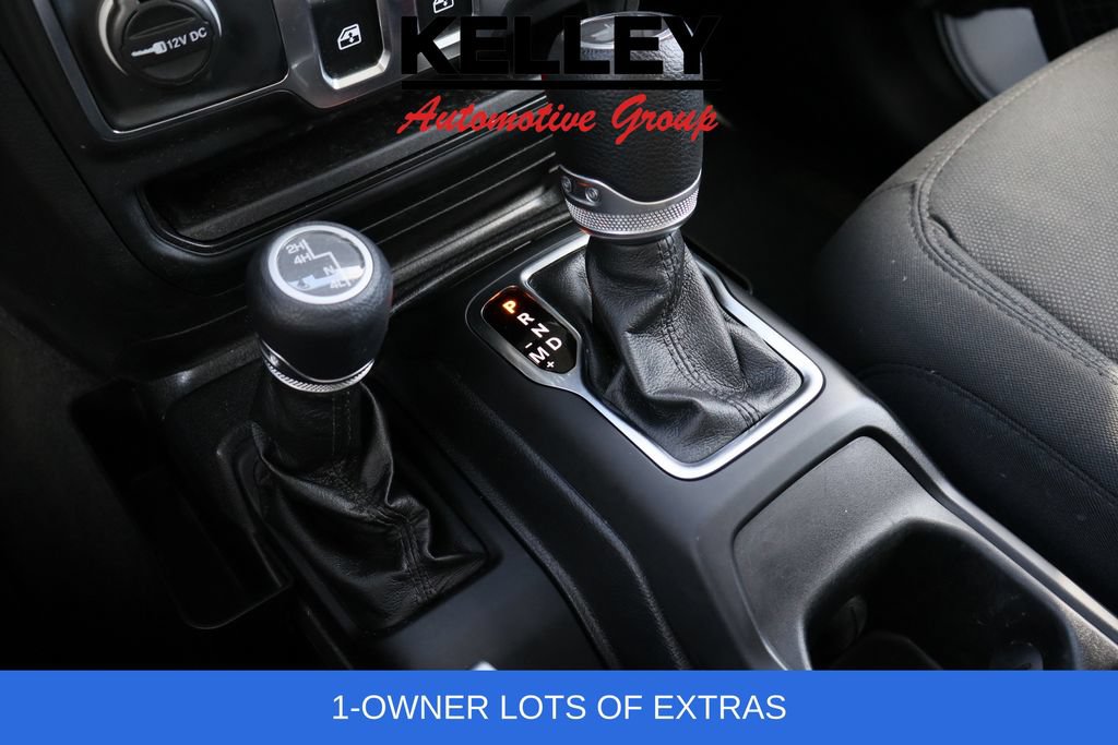 Used 2021 Jeep Wrangler Sport AWD/4WD image 20