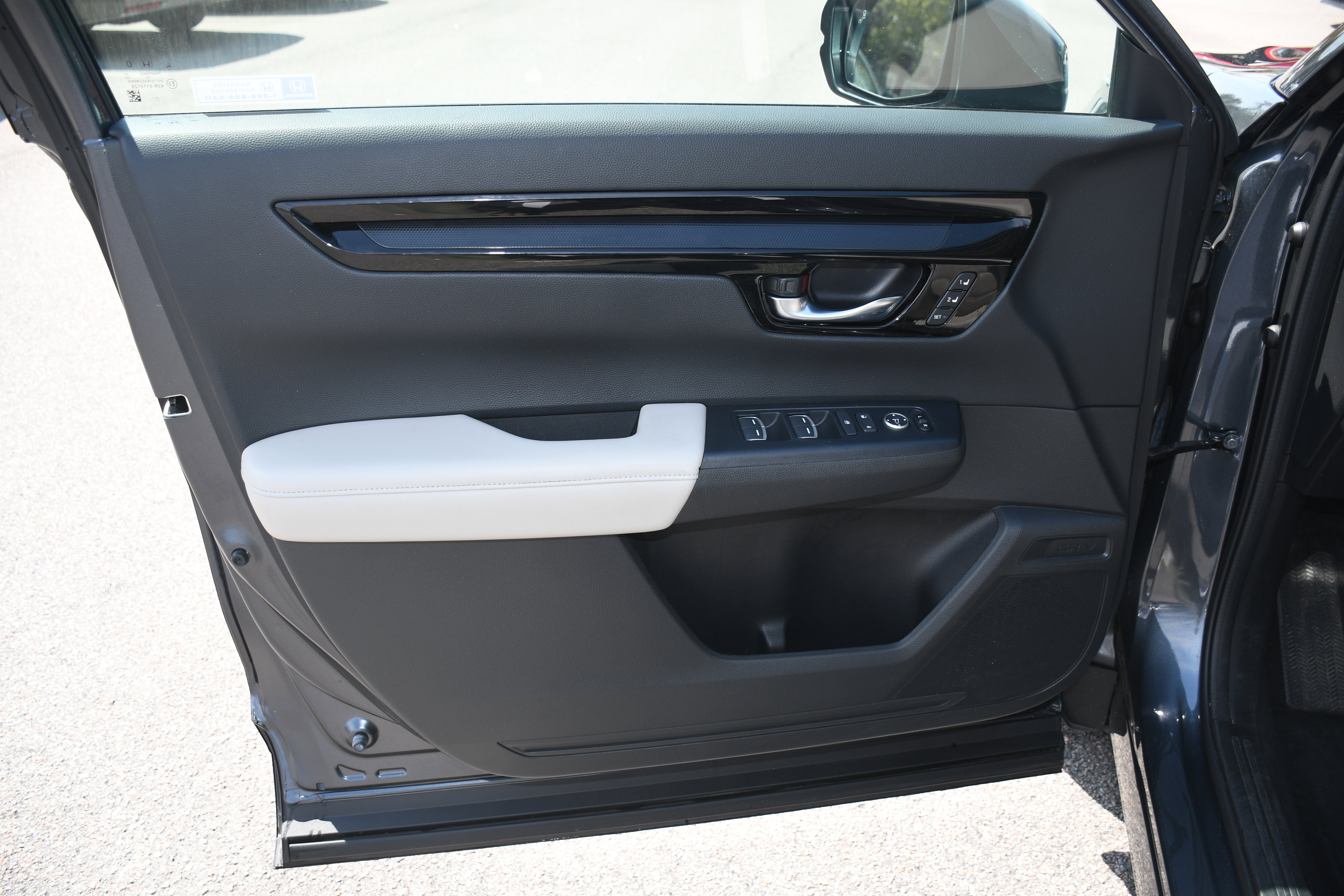 Used 2024 Honda CR-V EX-L image 10