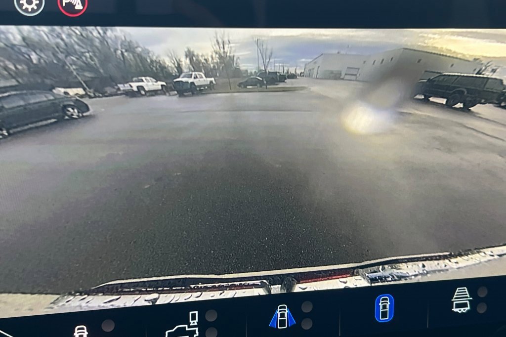 New 2026 GMC Canyon Elevation w/ Convenience Package image 16