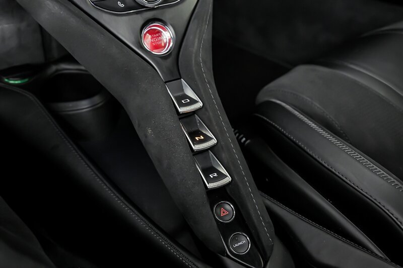 Used 2018 McLaren 720S RWD image 37
