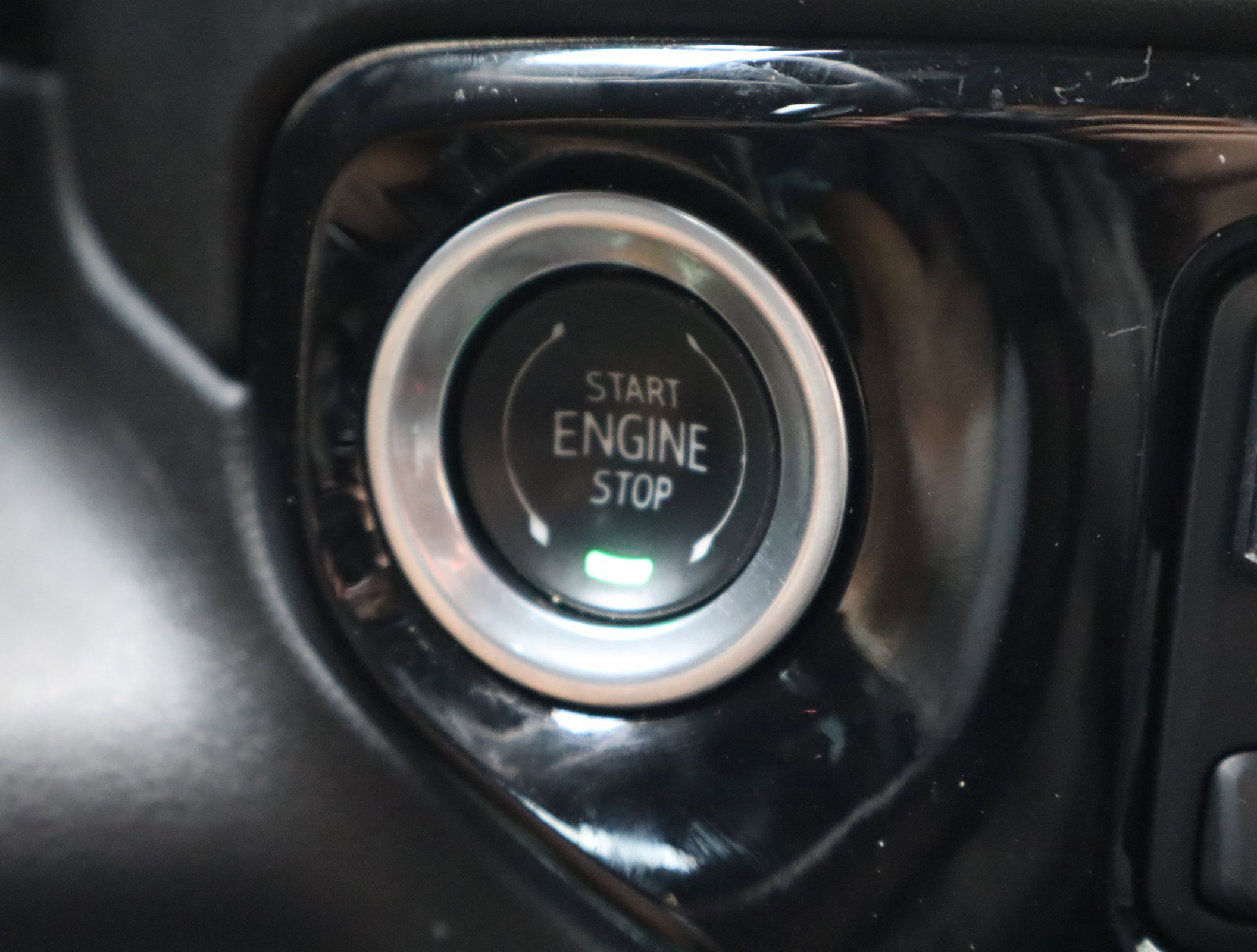 Certified 2025 Chevrolet Silverado 1500 LT image 32