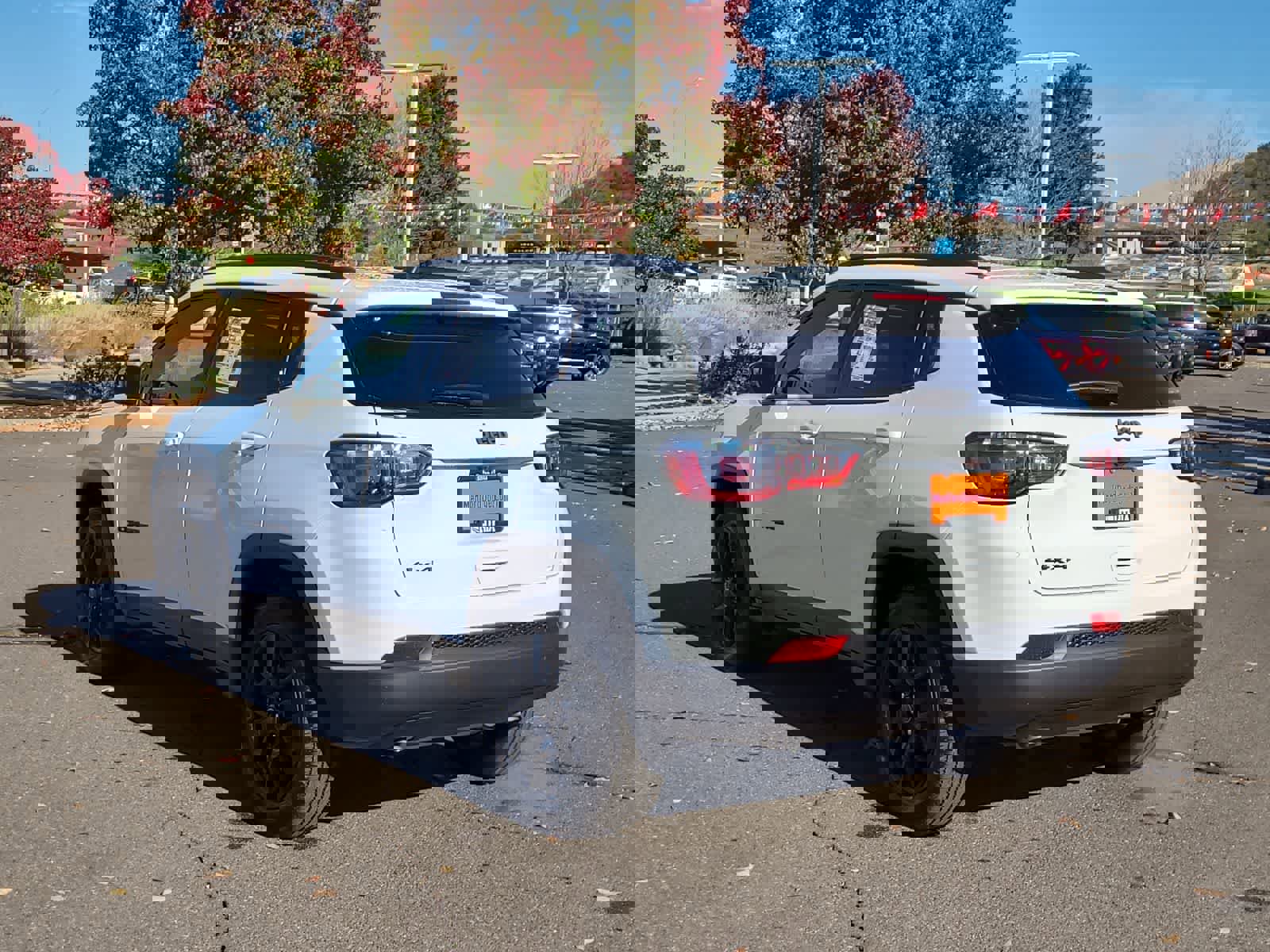 New 2026 Jeep Compass Latitude image 12