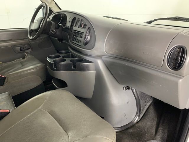 Used 2008 Ford E-150 and Econoline 150 image 16