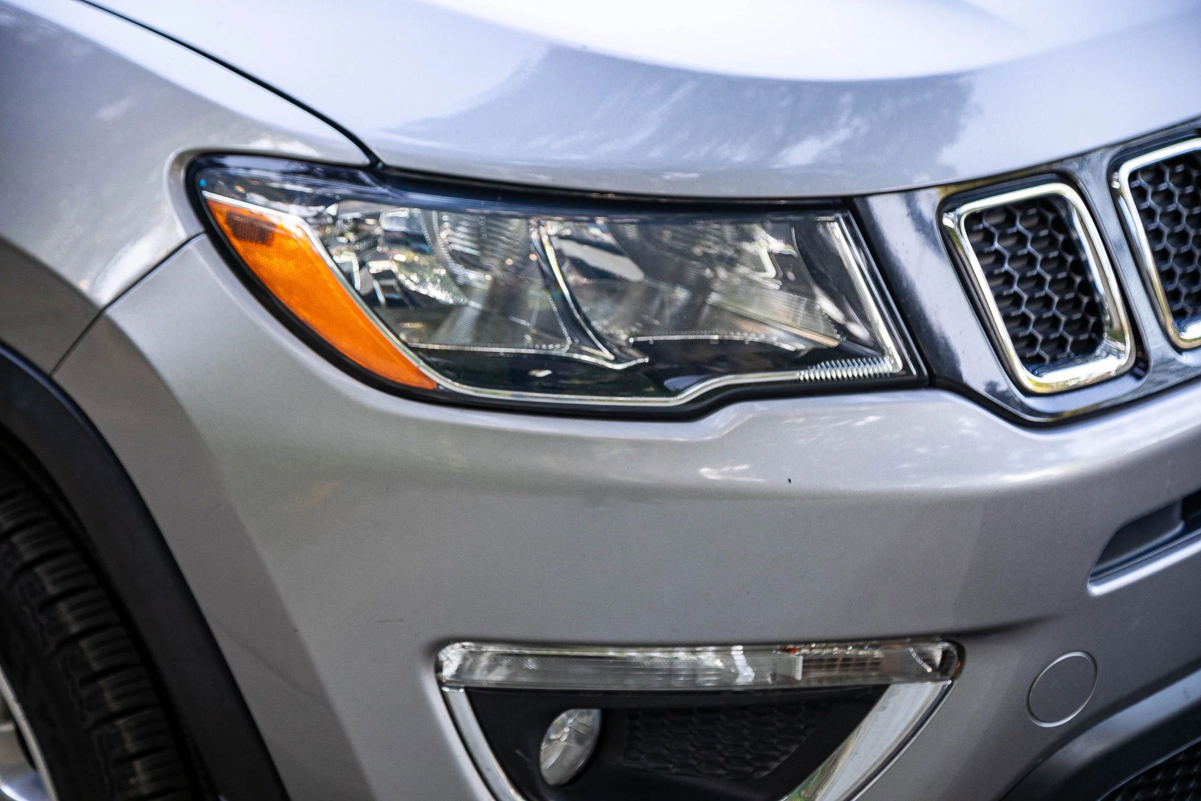 Used 2019 Jeep Compass Limited image 10