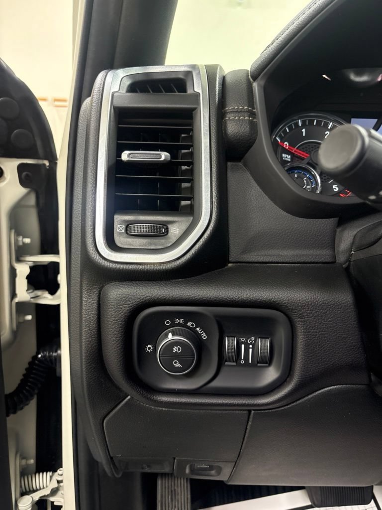 Used 2024 RAM 3500 Laramie w/ Sport Appearance Package AWD/4WD image 11