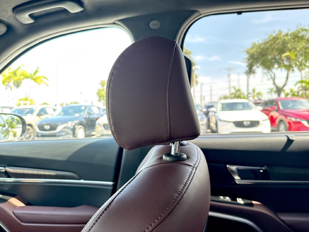 Used 2023 Kia Telluride SX Prestige AWD/4WD image 16