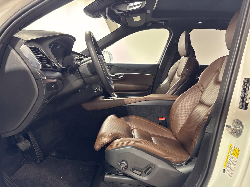 Certified 2024 Volvo XC90 B6 Ultimate w/ Protection Package Premier AWD/4WD image 19