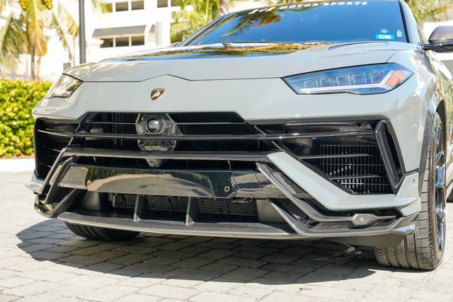 Used 2023 Lamborghini Urus Performante image 43