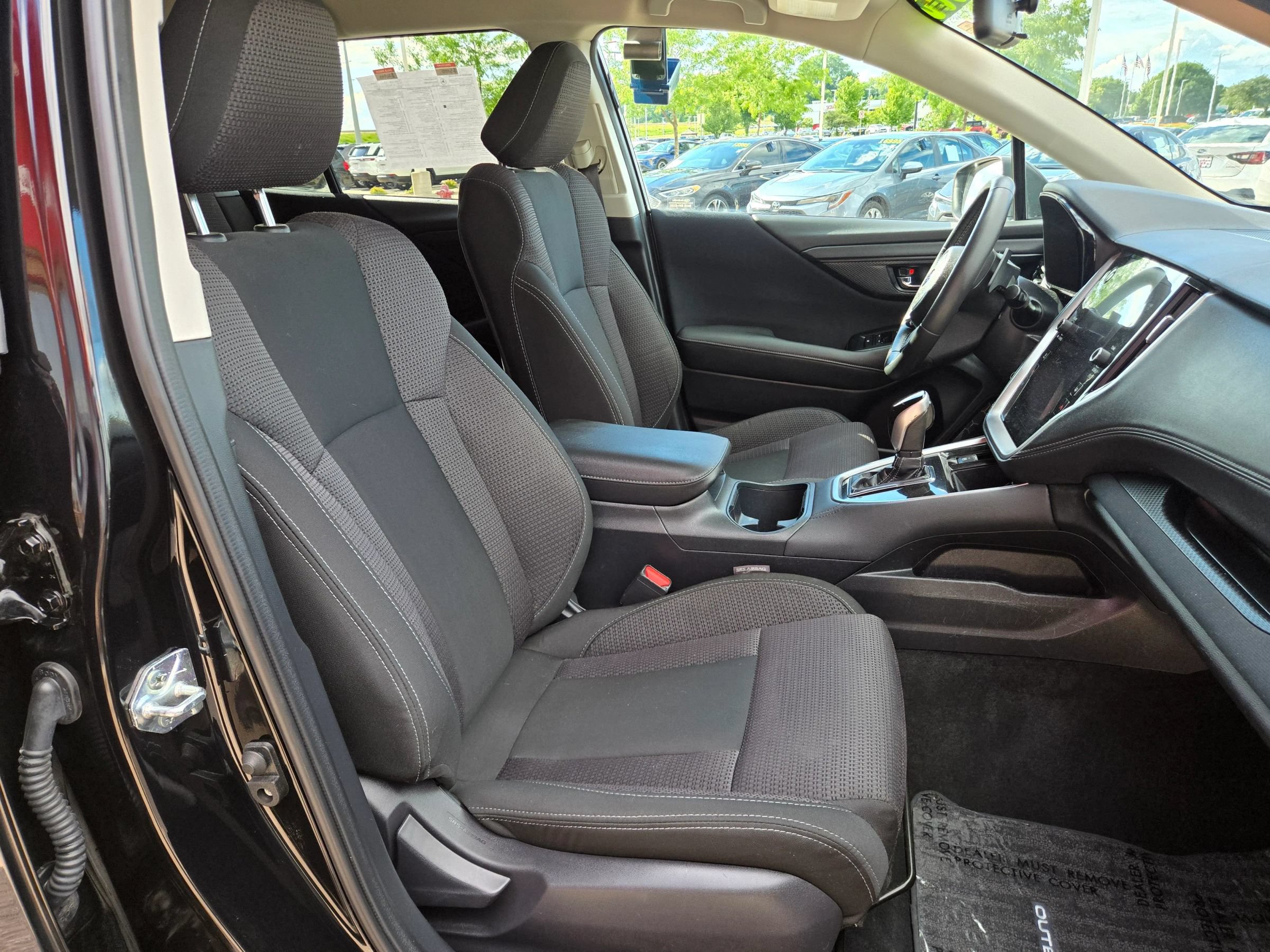 Used 2024 Subaru Outback Premium AWD/4WD image 9