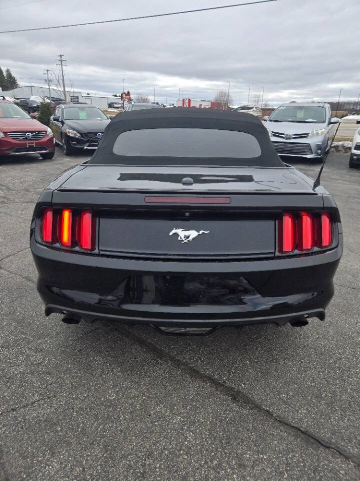 Used 2015 Ford Mustang Premium w/ Equipment Group 201A image 7