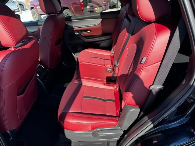 Used 2025 MAZDA CX-70 3.3 Turbo S w/ Premium Package image 13