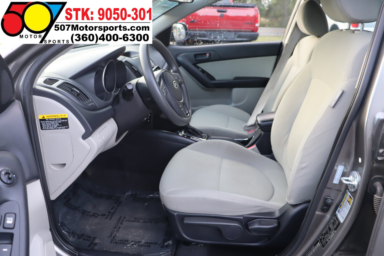 Used 2012 Kia Forte EX image 12