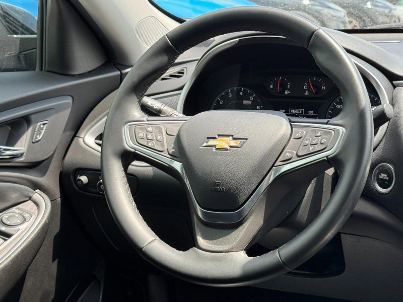 Used 2023 Chevrolet Malibu RS FWD image 12