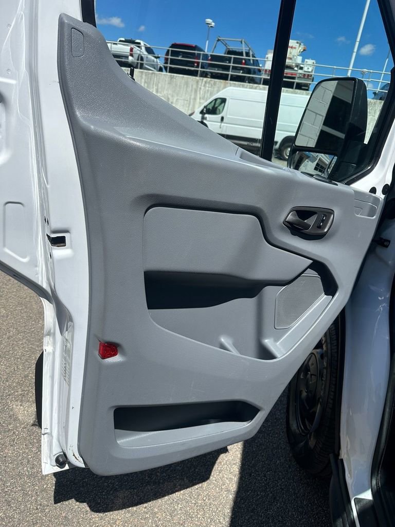 Used 2019 Ford Transit 150 148 Low Roof RWD image 8