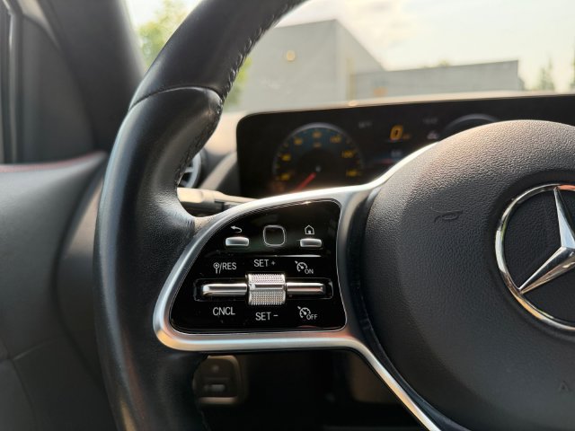 Certified 2023 Mercedes-Benz GLA 250 4MATIC image 22