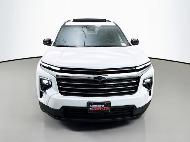 New 2026 Chevrolet Traverse LT w/ Enhanced Driving Package image 2